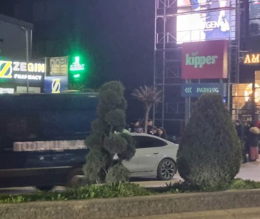 Grupi “Vojvodët” përsëri sulmojnë disa të rinj në Tetovë