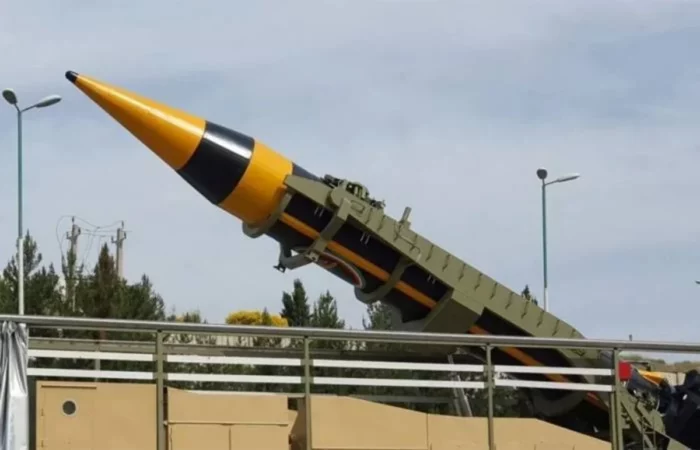Irani synon të përdor raketa me koka luftarake që peshojnë më shumë se 1 ton