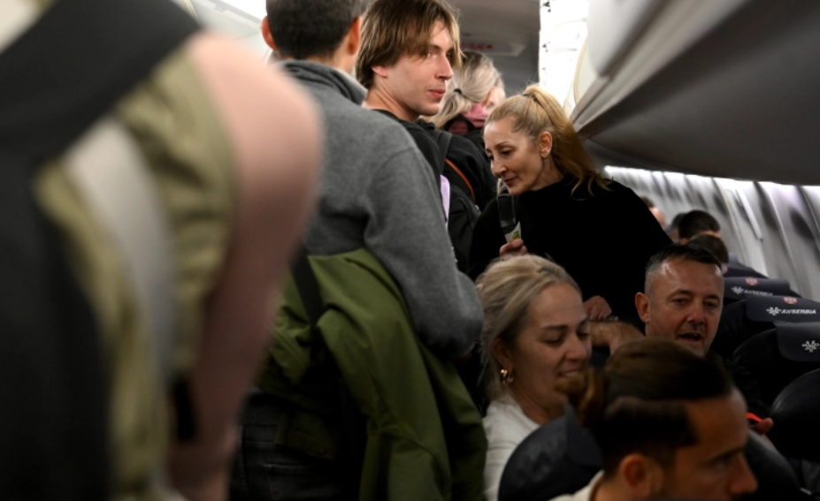 shtetas-nga-serbia-dhe-maqedonia-e-veriut-mberriten-ne-beograd-pas-evakuimit-nga-izraeli