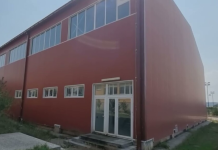 E ndërtuar para 15 viteve, ende nuk është lëshuar në përdorim! Salla e sportit në Zajaz, Jovanovski premton zgjidhje