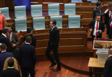 Bllokada në Kuvend rrezikon fatin e marrëveshjeve ndërkombëtare 121-milionëshe