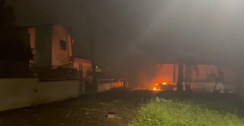 Pasi raketa iraniane goditi objektin bërthamor izraelit  mbeten të paktën 40 të plagosur