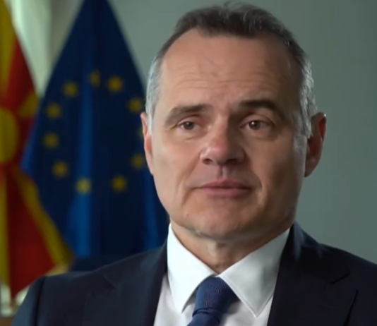 Ambasadori francez: Rruga për në BE kalon përmes ndryshimeve kushtetuese