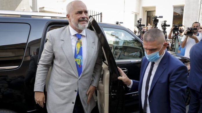 auto_h_56184330-e1593527689720-1280x7201774249951