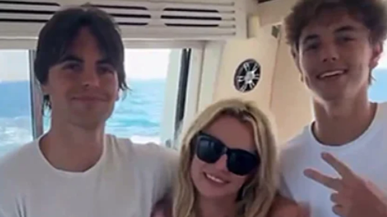 Britney Spears kalon kohë me djemtë pas arrestimit  nuk kanë pasur një marrëdhënie të mirë prej vitesh