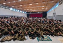 Zvicra jep shembullin: Ushtria liron ushtarët myslimanë për Bajram dhe organizon transport deri në xhami?!