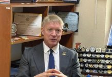 Ish-koloneli amerikan: Kosova po bën përparim drejt NATO-s, por mbeten disa pengesa