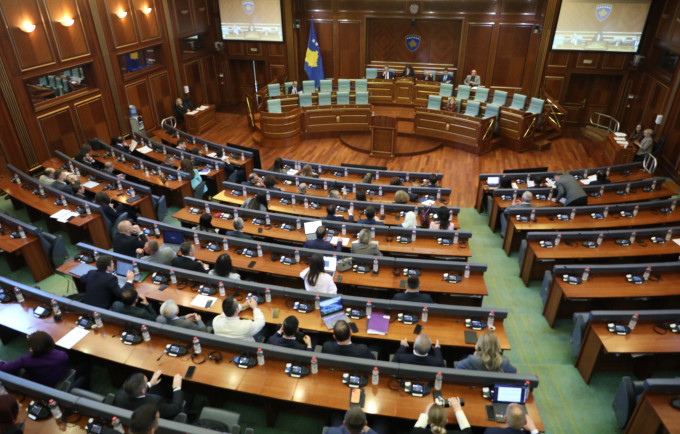 perplasje-ne-kuvend-rreth-seances-per-presidentin