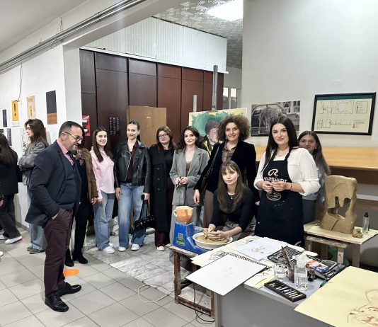Fakulteti i Arteve i Universitetit të Tetovës shënoi Ditën Botërore të Artit