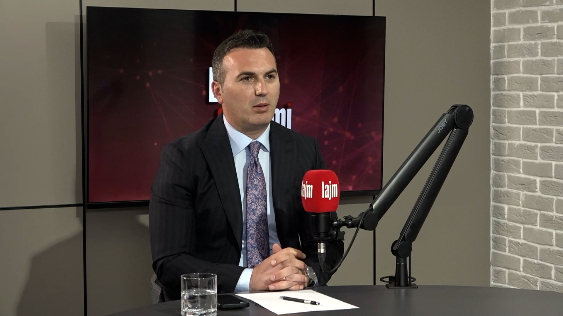 Ademi: Po formohet grup punues për gjetjen e zgjidhjes, e cila tashmë ekziston!