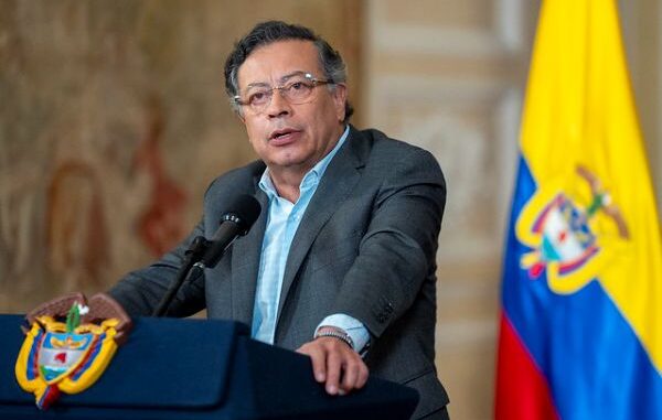 Presidenti kolumbian paralajmëron për rebelim të Amerikës Latine nëse SHBA nuk rishikon politikën