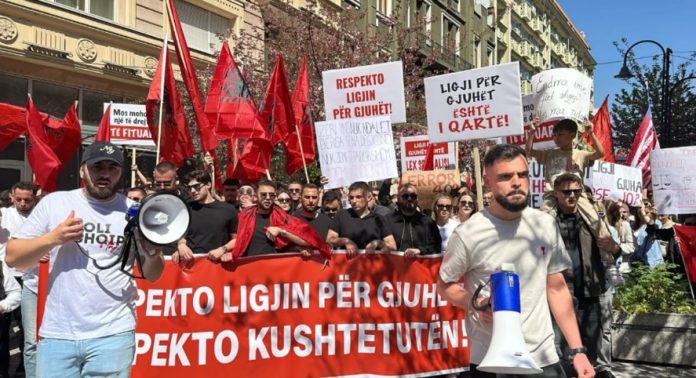 Protesta-studentore-shkup-jurisprudenca