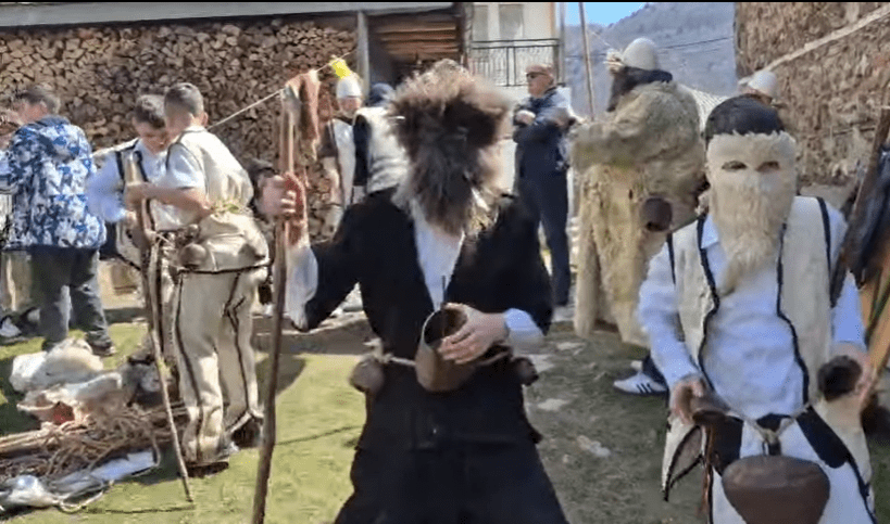 u-mbajt-edicioni-i-18-te-i-karnavaleve-ilire-ne-malesine-e-sharrit