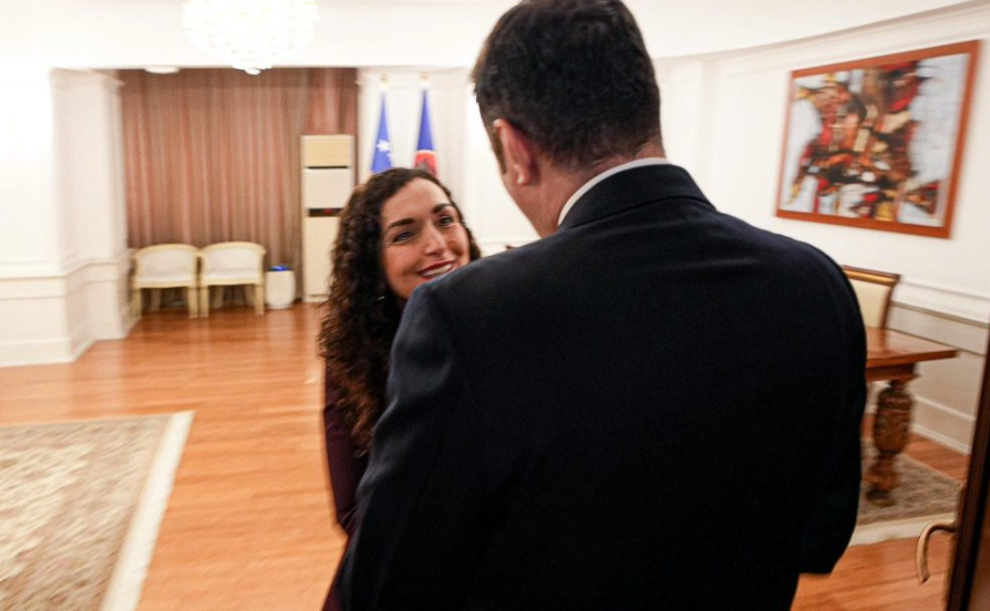 Abdixhiku thotë se nuk e ka problem nëse Osmani i prin listës së LDK së  E dua partinë më shumë se veten