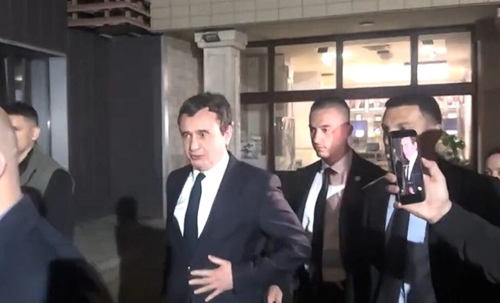 Kurti pas daljes nga Kuvendi  Kam besim se presidenti zgjidhet nesër