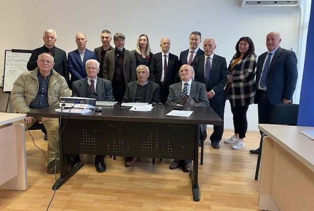 shash-gjuha-shqipe-si-gjuhe-e-sulmuar-ne-jeten-publike-ne-maqedoni