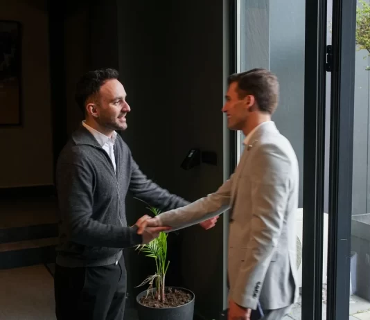 Paris Guri pret përfaqësues të BDI-së, thekson rolin e rinisë në vendimmarrje