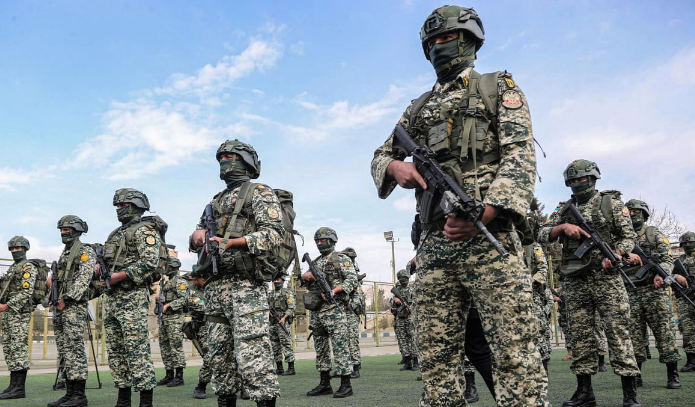 forcat-e-armatosura-te-iranit-bllokada-amerikane-akt-piraterie