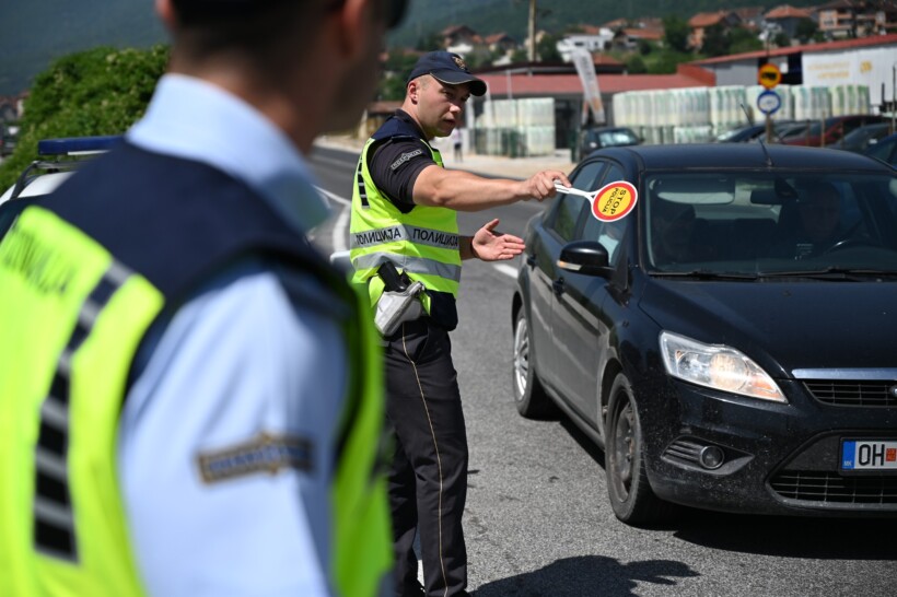 MPB ndalon shtatë shoferë për rrezikim në trafik: pesë pa leje, dy nën alkool
