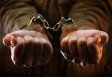Kërcënoi policin në Gostivar, përfundon në pranga 51-vjeçari