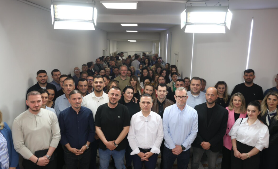 tetova-rrit-pagat-e-administrates-komunale-me-7-per-tre-vite