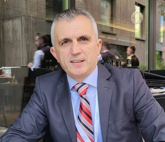 Hyseni: Mos premtoni çerdhe kur nuk menaxhoni dot mbeturinat