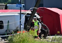 Tragjedi në Belgjikë: Treni godet autobusin e shkollës, 4 të vdekur përfshirë dy fëmijë