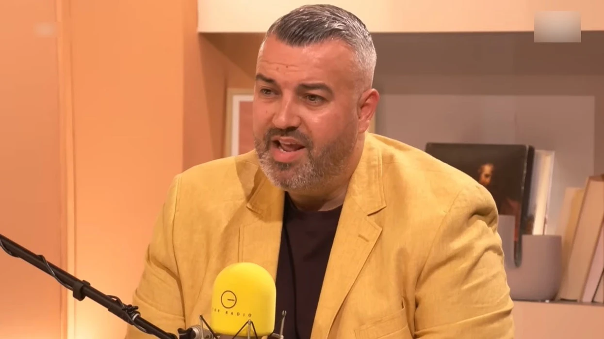 Rogert Sterkaj rrëfen humbjen e miliona eurosh në kazino: "Babai u ul në gjunjë për 10 mijë euro"
