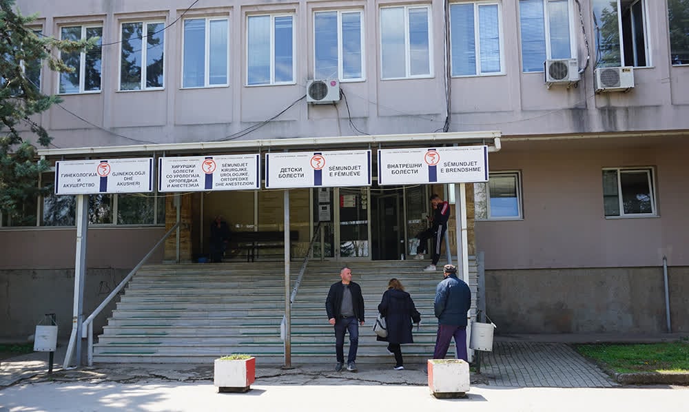 Fëmija 14-muajsh helmohet nga mjetet për pastrim në Kumanovë: Rasti alarmant dhe masat e ndërmarra 