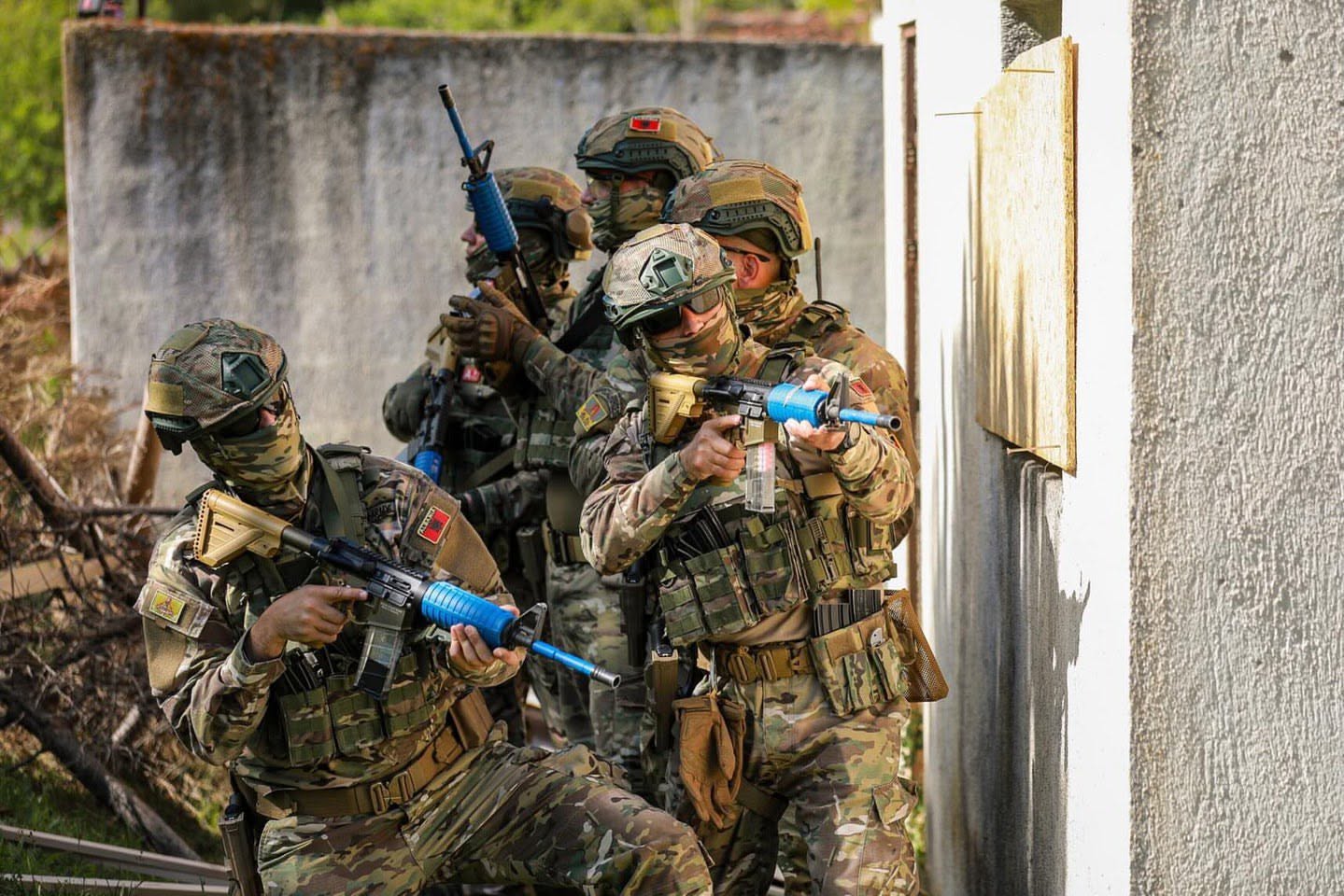 washingtoni-armatos-tiranen-me-nje-pakete-prej-302-milione-dollaresh