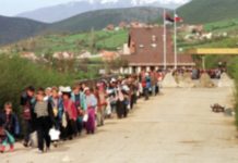 “Në kufirin mes Kosovës dhe Serbisë, i pashë për herë të parë prindërit e mi të poshtëroheshin”
