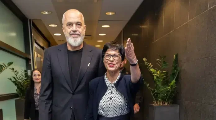 Edi-Rama-and-Marta-Kos-800x445
