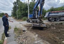 Më shumë se 10 vite neglizhencë, Memishi: Rregullohet trotuari dhe kanali i ujitjes në Përshefc–Gllogjë