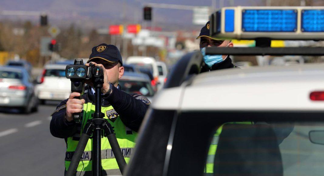 POLICIA STOP 1