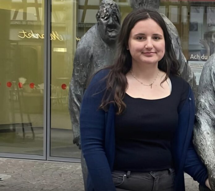 Zhduket shqiptarja në Gjermani  Familja kërkon ndihmë për gjetjen e Florina Zekirit