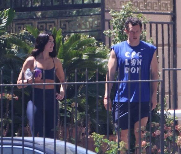 Dua Lipa dhe Callum Turner tërheqin vëmendjen në Itali para martesës
