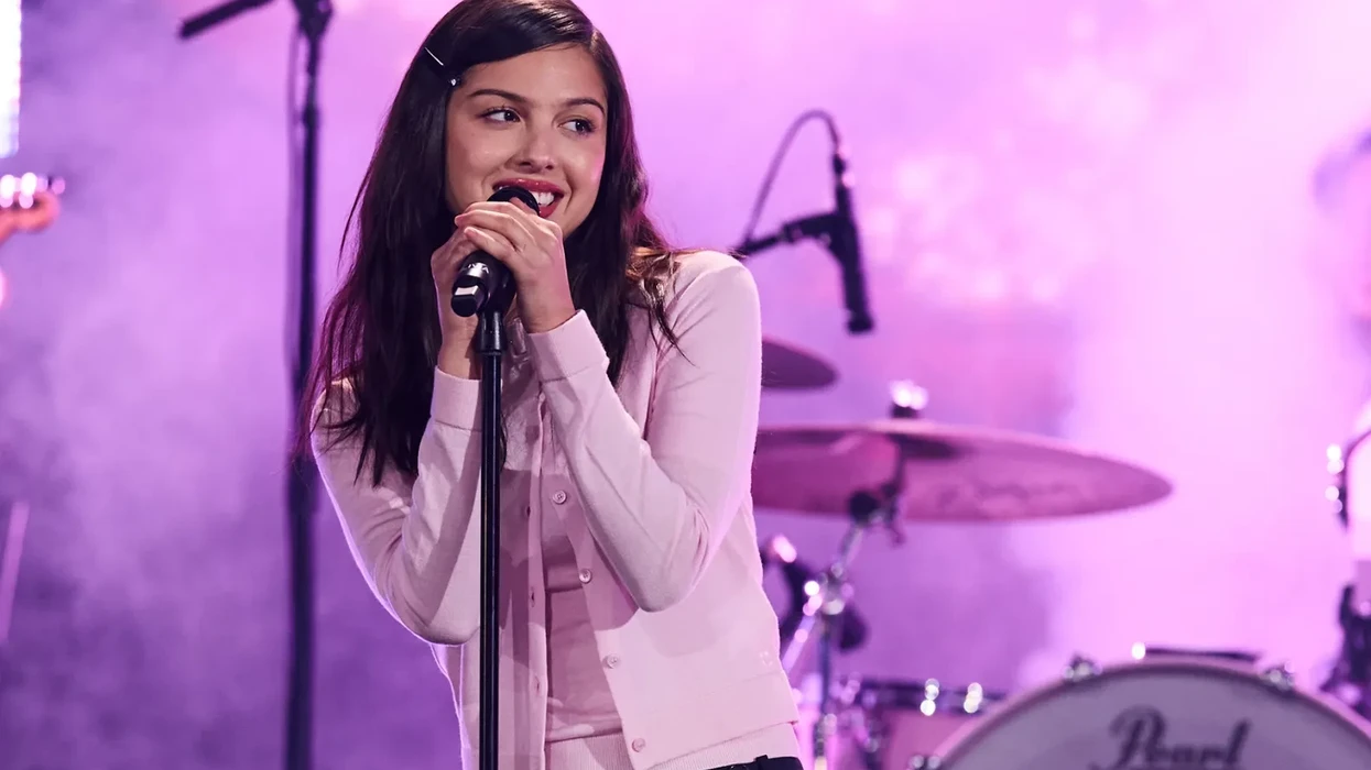 olivia-rodrigo-arrin-javen-me-te-suksesshme-te-karrieres-se-saj-me-albumin-e-ri-you-seem-pretty-sad-for-a-girl-so-in-love