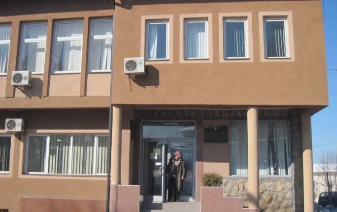 dibra-rrezikon-te-mbetet-pa-gjykate-te-veten-bdi-kundershton-propozim-ligjin-per-gjykatat