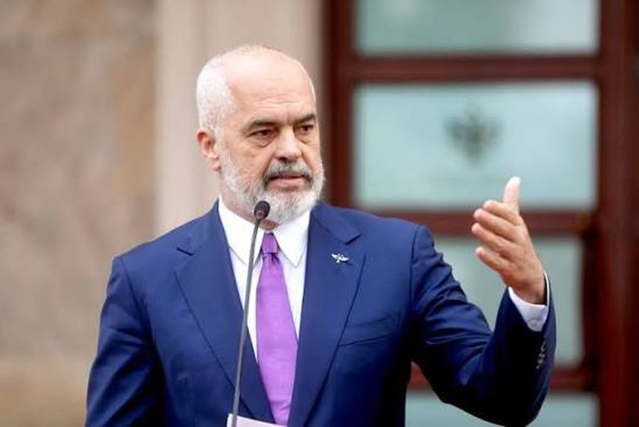 Deklarata e ministres serbe  Rama  Reaguam përmes ministrit  S do bëhemi kor histerik sa herë flet një  çyryk  në Beograd