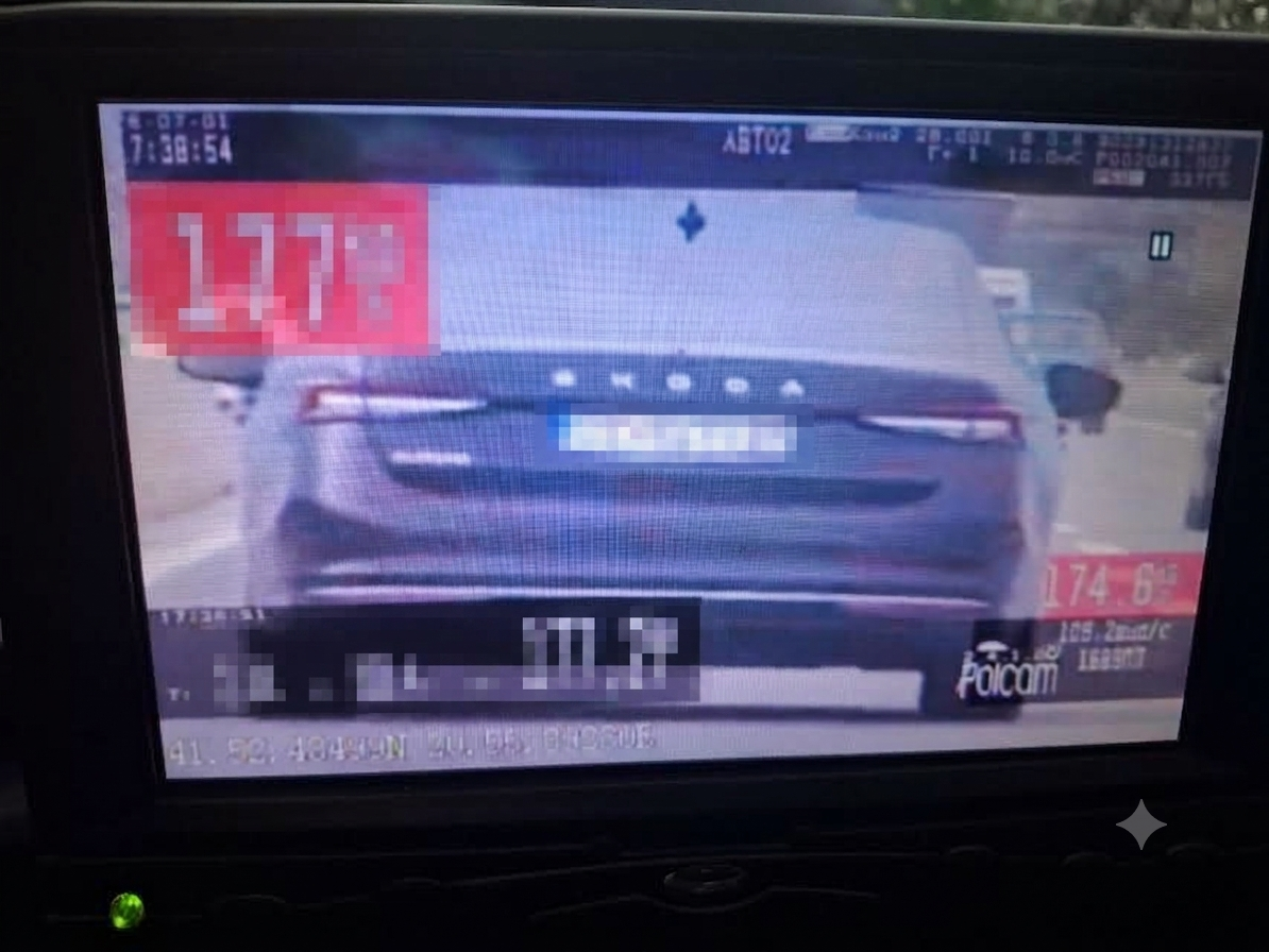 Shpejtësi e jashtëzakonshme: 47-vjeçari arrestohet pasi voziti me 177 km/h në autostradë 