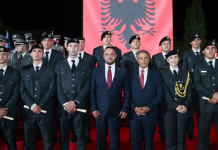 10 shtetas të Kosovës diplomuan në akademinë ushtarake të Shqipërisë