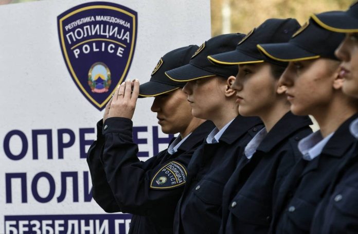 UNIFORMA POLIC