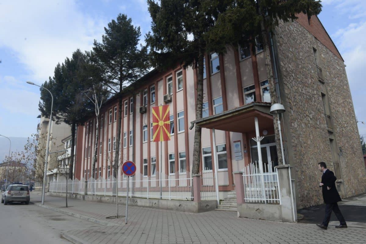 Njëri e sulmoi mbesën  tjetri ish nusen