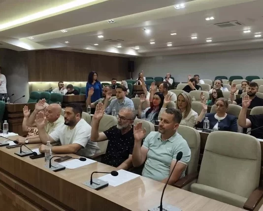Komuna e Gostivarit ka ndarë 600 mijë denarë për t’u përballur me epideminë