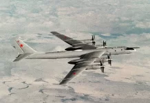 Sulm me dronë 800 km larg kufirit, Ukraina shkatërron bombarduesin strategjik rus me vlerë 26 mln $