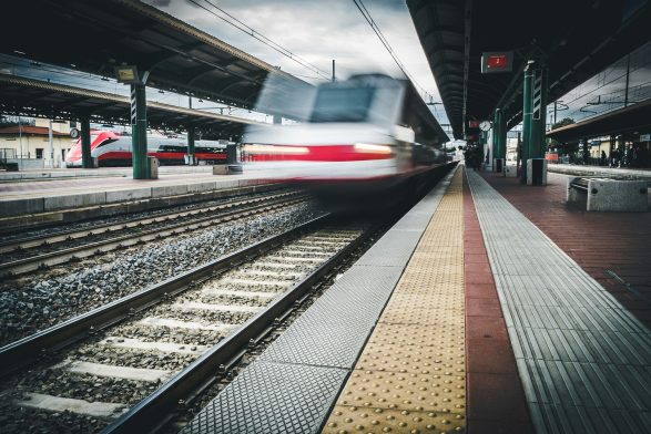 Udhëtimi me tren në Zvicër  thyhet rekordi i numrit të pasagjerëve