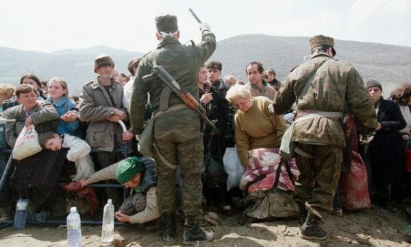 Këta janë dy serbët e arrestuar për krime lufte në Kosovë  Emrat 