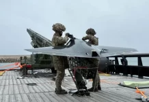 Britania stërvitet pranë kufirit rus, simulon goditje me dronë drejt Shën Petersburgut