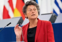 Eurodeputetja Tineke Strik: Shqipëria të luftojë korrupsionin