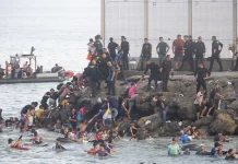 Rreth 70 mijë emigrantë janë larguar nga Ceuta